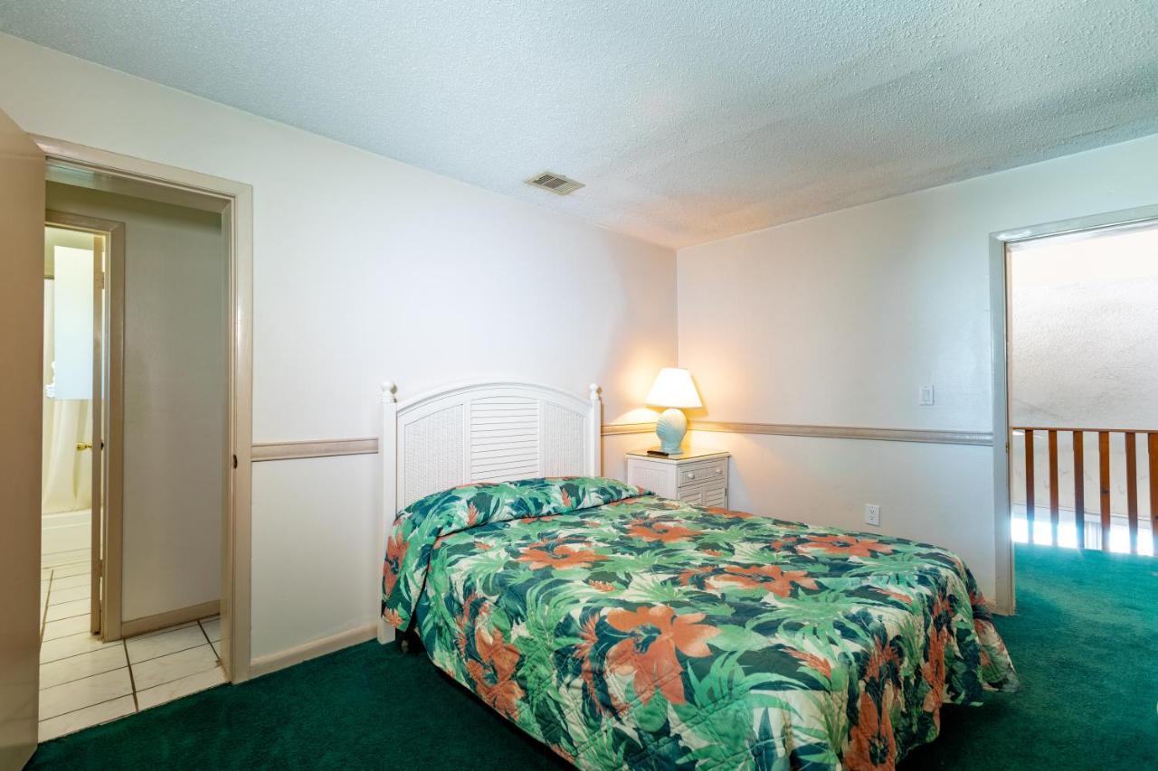 Grand Shores West Redington Shores Exterior photo